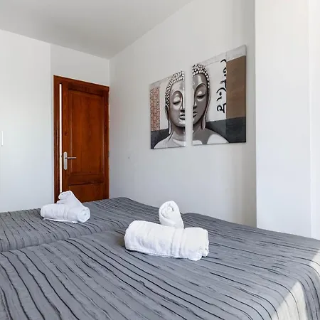 Apartment Yourhouse Blau Blue Sea View 1 2