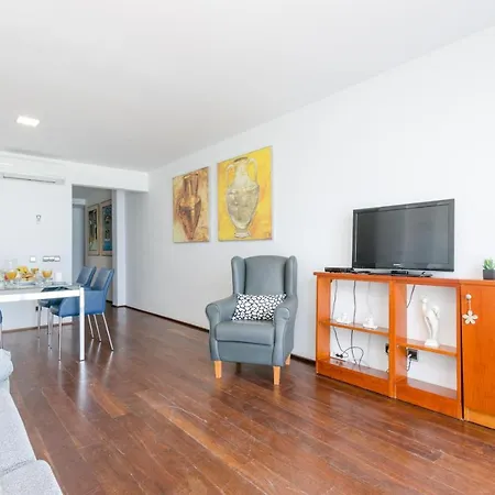 Appartement Yourhouse Blau Blue Sea View 1 2