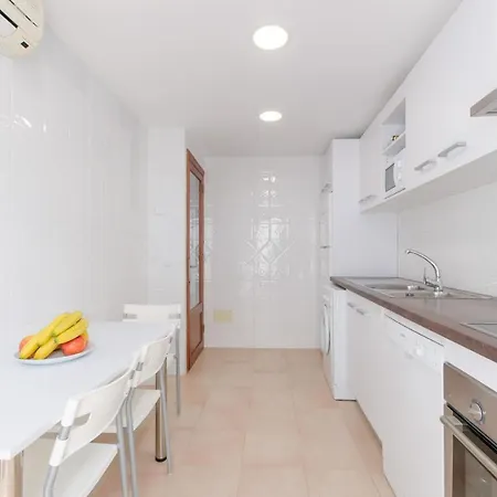 Yourhouse Blau Blue Sea View 1 2 *